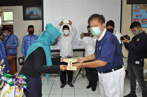 Kebahagiaan Para Penerima Bantuan Bedah Rumah Di Kabupaten Bandung