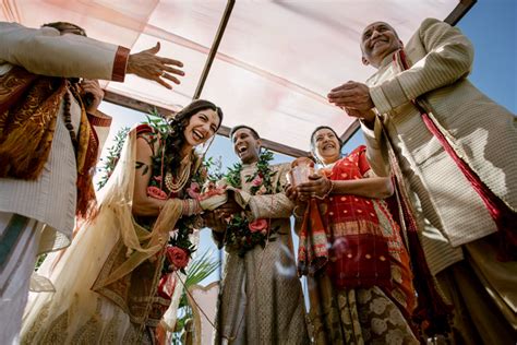 11 Things To Expect When Attending An Indian Wedding - Junebug Weddings