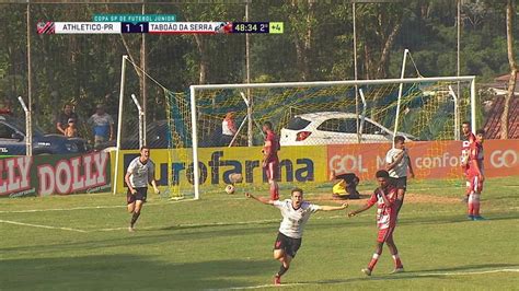 Zagueiro Faz Gol Contra Bizarro Aos Do Segundo Tempo E Chora Ap S