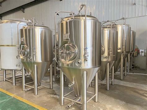 Things To Note When Cleaning Fermentation Tank In Brewery Tiantai® 2 150hl Brewery Equipment