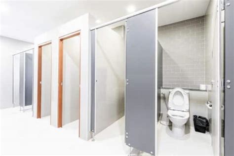 Commercial Bathroom Stall Installation | First Impressions