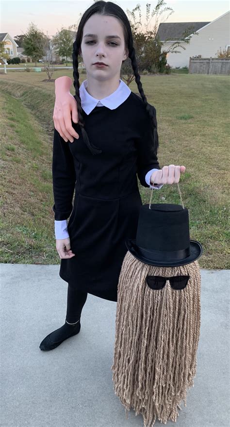 Give Your Guests A Wednesday Addams Themed Party To Remember In