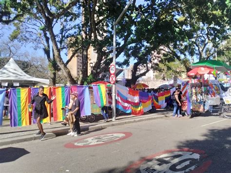 Marcha Da Diversidade Re Ne Milhares De Pessoas E Fecha Ruas No Centro