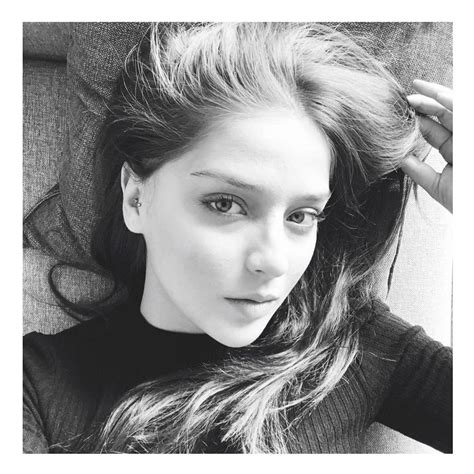 Pin by Stellen Nuñez on Ecem Çalhan Actresses Instagram Game of