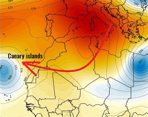 A severe #Calima winds fuel fires and delivers a massive dust storm ...