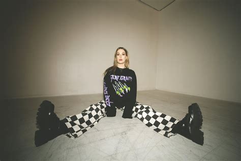 The Sarah VandeKka Phenomenon: From Unknown to Global Superstar - zjqd18h