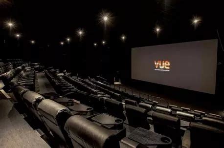 lowrys vue cinema   transformed  leather recliner seats