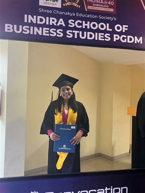 Anushka Shrivastava On Linkedin Signingoff Graduationday Newbeginnings