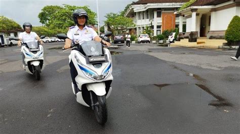 Perkuat Literasi 662 Guru SMK Belajar Motor Listrik Bareng AHM