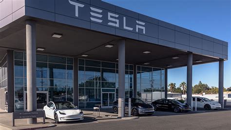 Schlussquartal 2022 Tesla Liefert Weniger Elektroautos Aus Als Erwartet