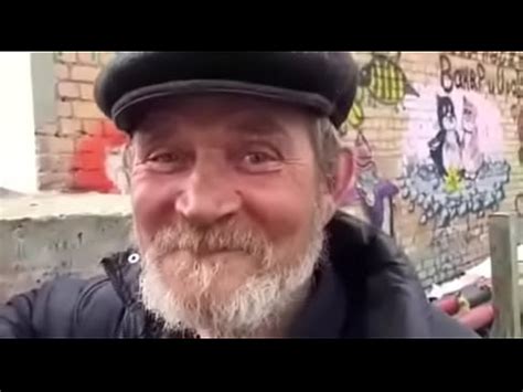 Marina enseña el coño y el culo XVIDEOS