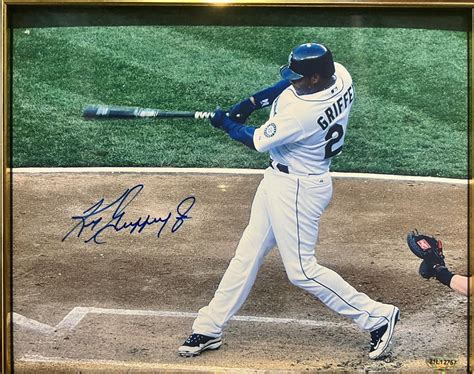 Ken Griffey Jr Signed Photo Scm Authenticated Estatesales Org