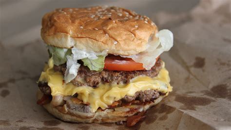 25 Best Fast Food Burgers | Top Chains Ranked | List Monster