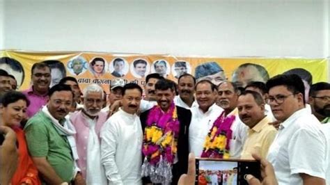 Uttarakhand Aaps Candidate Joins Congress Ahead Of Bageshwar