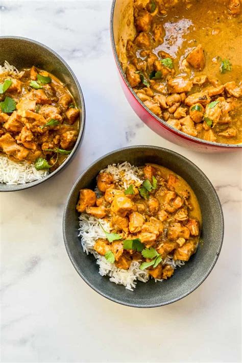 Chicken Curry with Coconut Milk - This Healthy Table