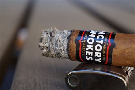 Team Cigar Review Factory Smokes Sweets By Drew Estate Toro