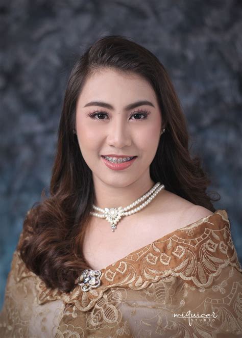 Pin On Toga Filipiniana Graduation Toga Graduation Look Graduation