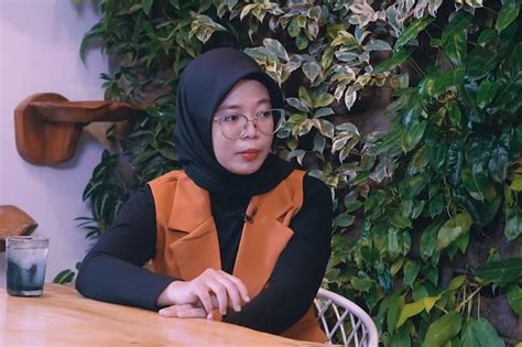 Suami Norma Risma Ngaku Khilaf Selingkuh Dengan Ibu Mertua Bersimpuh