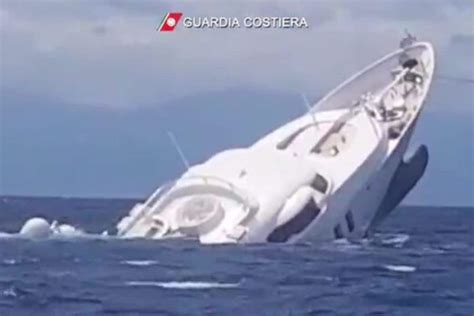 Les images très impressionnantes du naufrage d un yacht de luxe vidéo