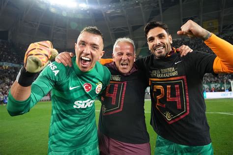 Turquía Galatasaray de Muslera y Torreira se consagró bicampeón de