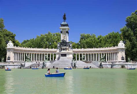 Retiro Park - Attractions in Europe