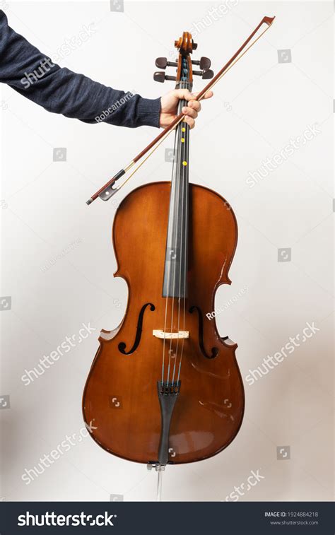 54,172 Chelo instrument Images, Stock Photos & Vectors | Shutterstock