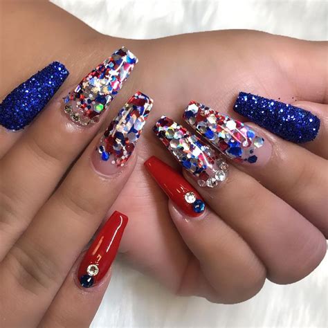 21 Perfect 4th Of July Nail Design Ideas