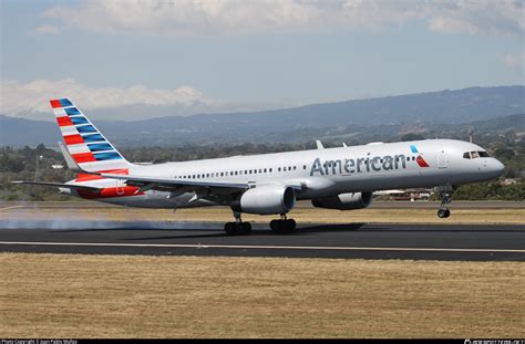 N179AA American Airlines Boeing 757 223 WL Photo by Juan Pablo Muñoz