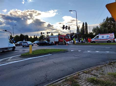 Kolejny Wypadek W Bydgoszczy Jeden Z Kieruj Cych Zosta Ranny