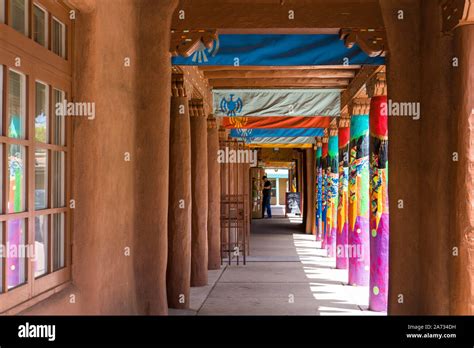 Native American Art Museum Hi Res Stock Photography And Images Alamy