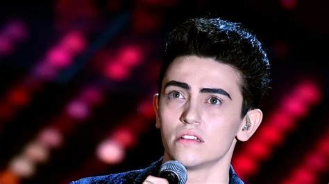 Michele Bravi La Prima Intervista Dopo L Incidente Sono In Terapia