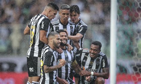 Atl Tico Defende Tabu De Anos Em Estreias No Mineiro