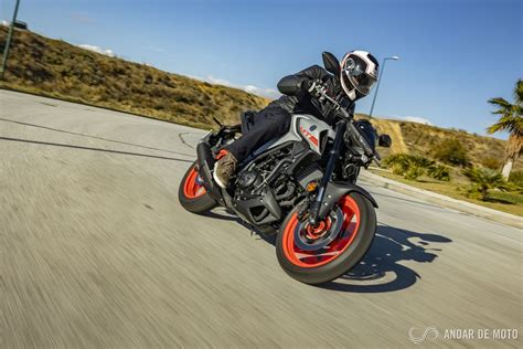 Teste Yamaha Mt Uma Naked Equilibrada Test Drives Andar De Moto