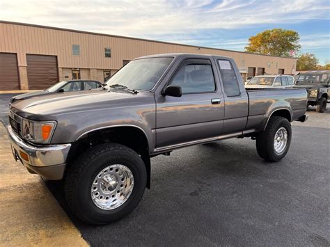 1989 Toyota Pickup GAA Classic Cars