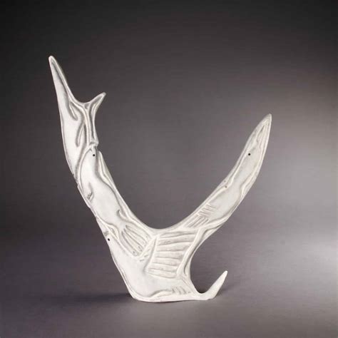 Engraved caribou antlers - Sculpture Inuit - Galerie Art Inuit Brousseau