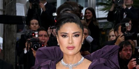Salma Hayek Shocks Fans While Demonstrating A Bikini Workout In Her Pool