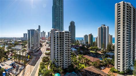 Holiday Accommodation Surfers Paradise Gold Coast Artique Resort