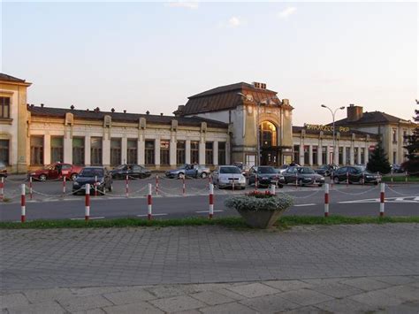 Nowy S Cz Dworzec Kolejowy Pkp Atrakcje Turystyczne Nowego S Cza