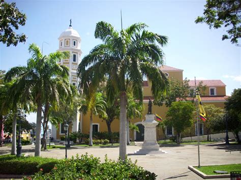 DESTINOS TURÍSTICOS: CIUDAD BOLÍVAR. HISTORIA Y TURISMO