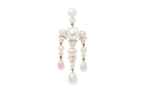 The 15 Best Pearl Earrings of 2023