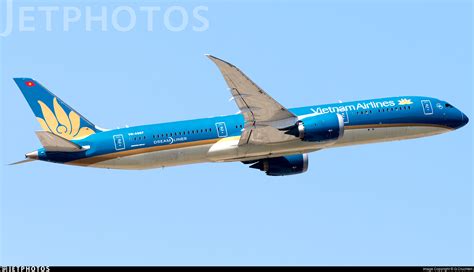 Boeing Dreamliner Price Specs Photo Gallery Off