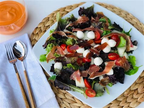 Ensalada de Jamón Serrano Melón y Mozzarella Receta ekilu