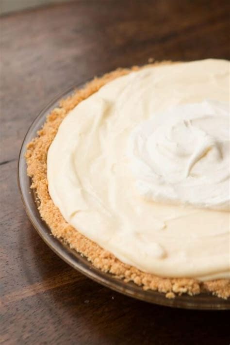 No Bake Banana Cream Pie With Nilla Wafer Crust