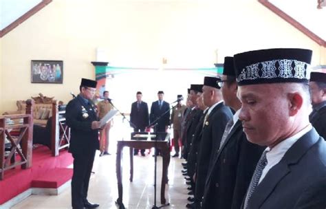 Basmin Lantik Pejabat Eselon Ii Dan Iii Pemkab Luwu Berikut Daftar