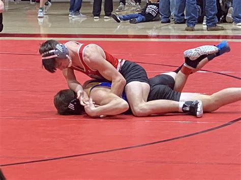 Emporia High Boys Wrestlers Head To Regionals Kvoe