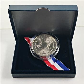 W West Point Bicentennial Commemorative Silver Dollar In Capsule