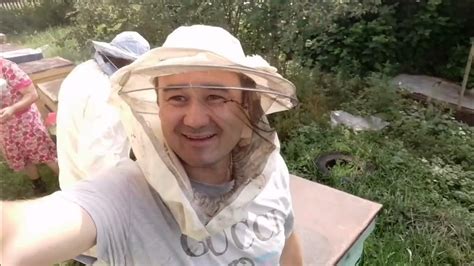 Один день из жизни пчеловода. Меда мало, но нам хватит. 😇. Honey making ...