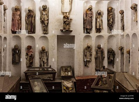 Mummies of children in the Capuchin Catacombs, Palermo, Capuchin Crypt ...