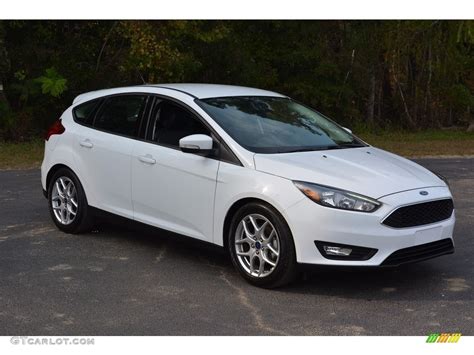 2015 Oxford White Ford Focus Se Hatchback 116944642 Photo 12 Car Color Galleries