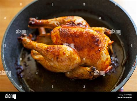 Whole Roast Chicken Stock Photo Alamy